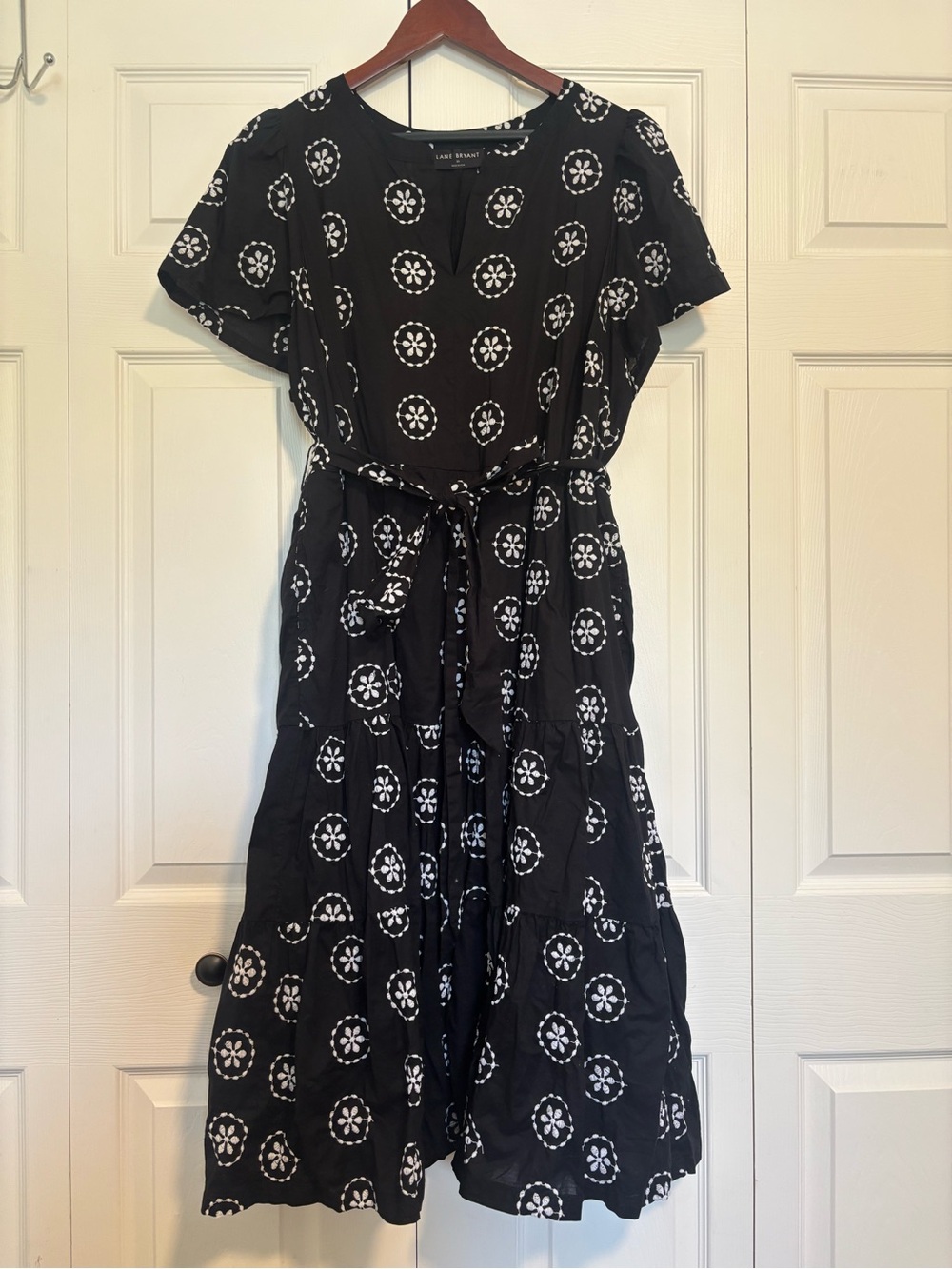 Lane Bryant Black Embroidered Midi Dress Size 20